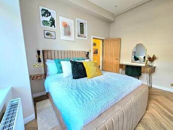 Newly Renovated Gem - Free Parking & Modern Comfort, Glasgow (Foto 3)