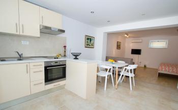 Apartments Put Plokita, Split (photo 4)