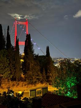 Reflection of the Bosphorus, Istanbul (fotografie 3)