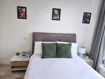 Sky View Balcony Suite - Parking & Panoramic Views, Leeds (Foto 5)