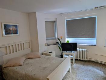 Central and convenient studio near supermarkets and public transports, Brüssel (Foto 5)