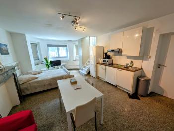 Central and convenient studio near supermarkets and public transports, Brüssel (Foto 2)