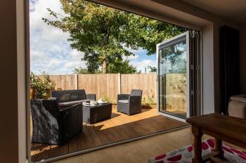 Abbey Rectory - with private parking, Bath (photo 3)