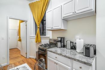 2 Bedroom Hidden UpScale Oasis, Nueva York (foto 5)