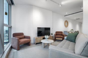 Bright & Stylish Apt In Best Location w Pool & Gym, Melbourne (photo 2)