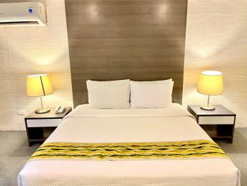 88 Courtyard Hotel, Manila (fotografie 3)