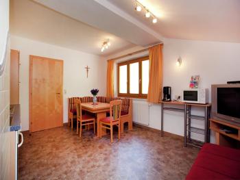 Apartment in Wagrain near Red 8 Gondola, Wagrain (photo 3)