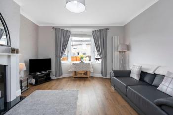 Crewe Apartment - Stylish 2 bedroom apt, Garden, Free parking, Edin City, Эдинбург (фото 3)