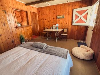 Room 7 - Downtown Joshua Tree Motel - Pet Friendly - Walk to Shops & Visitor Center, Minutes to Park Entrance, Joshua Tree (Foto 2)