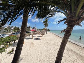 Private Edificio Casa Playa Blanca 2 minutes walking distance to the beach, Cancún (Foto 4)