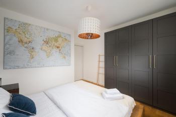 W411 Marina Mokotów - Lake View Apartment with Balcony, Workspace & Parking, close to Airport & City Center, Varsovia (foto 2)
