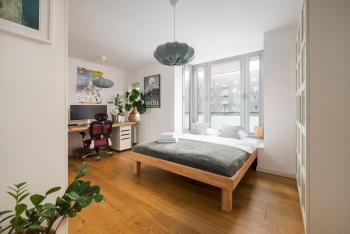 W411 Marina Mokotów - Lake View Apartment with Balcony, Workspace & Parking, close to Airport & City Center, Varsovia (foto 4)