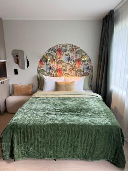 Central & luxurious new studio with private patio, Tromsø (photo 4)