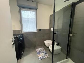 CITY CENTER - Modern flat with PARKING and WIFI - Apt B, Bergamo (fotografie 5)