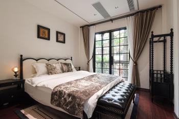 A detached, old Shanghai villa on Huaihai Middle Road, Szanghaj (zdjęcie 3)
