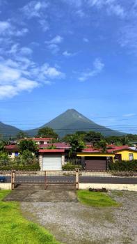 Volcano View Apartments, Fortuna (photo 2)