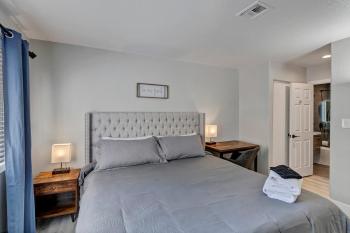 Fully Renovated Condo with Tennis Court View U012, Las Vegas (foto 3)