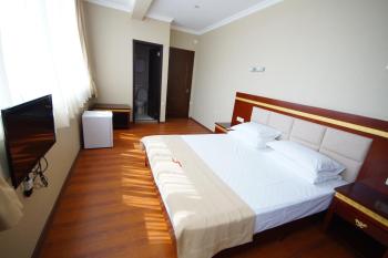 Hotel 725, Батуми (фото 3)