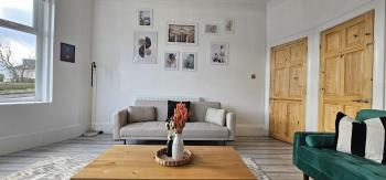 Spacious Haven with Free Parking, Glasgow (zdjęcie 3)