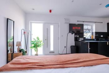Studio Flat by Brookland Stays Serviced Accommodation Short Lets Birmingham with Free WiFi, Birmingham (fotografie 3)