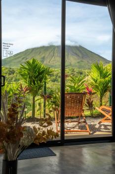 Cozy Volcano View Stay Brand New & Hot Tub, Fortuna (fotografie 2)