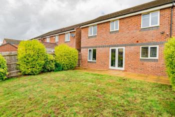 Three Bedroom Birmingham Stay Free Parking Perfect for Families Travellers Professionals M6, Бирмингем (фото 4)