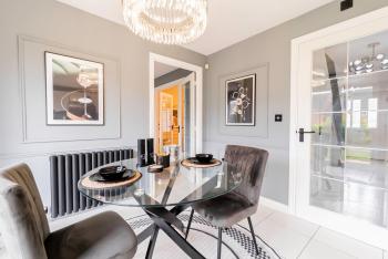 Three Bedroom Birmingham Stay Free Parking Perfect for Families Travellers Professionals M6, Бирмингем (фото 2)