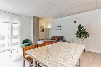 2 New Studios with Stunning City Views, Cleveland (foto 4)