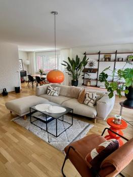 Boho chic - 2BR, 2 Baths & Spacious Living Room with 23sqm terrasse, Zurigo (foto 3)