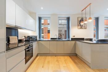 3 Bedroom Duplex Apartment in Jewellery Quarter, Birmingham (fotografie 4)