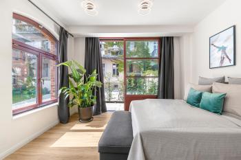 Mitte Loft group & family friendly, 150m2, 2BRs, 2Bathrooms, living & dinning room , 4 - 8 Guests, Berlín (fotografie 2)