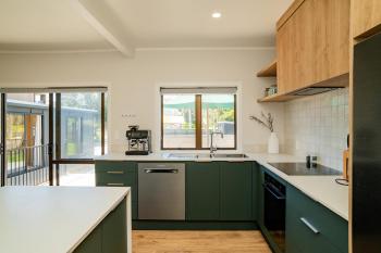 Dillon Darling - fun family bach, Waihi Beach (fotografie 3)