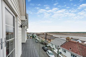 Two Rivers - Appledore, Appledore (photo 2)
