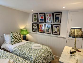 2 Bed in Bath oc-bhr46, Бат (фото 4)
