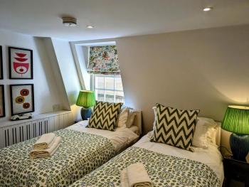 2 Bed in Bath oc-bhr46, Бат (фото 5)