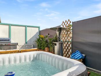 Rooftop Penthouse with Hot Tub, Stuttgart (zdjęcie 4)