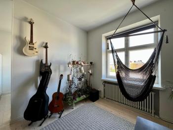 Top floor spacious apt in heart of Kallio, Helsinki (photo 4)