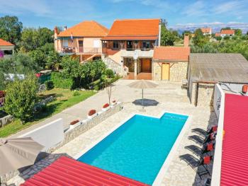 Villa in Poličnik with Pool near Zadar, Poličnik (Foto 4)