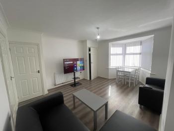 3 Bedroom House near M6, Aston Villa, Star city, Birmingham (foto 2)