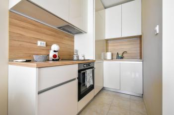 Sunny Sofia Studio with Balcony by Flat Mаnager, Sofia (photo 3)