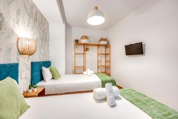Charming Apartment in Heart of Malaga, Málaga (photo 3)