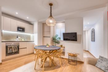 Charming Apartment in Heart of Malaga, Málaga (photo 2)
