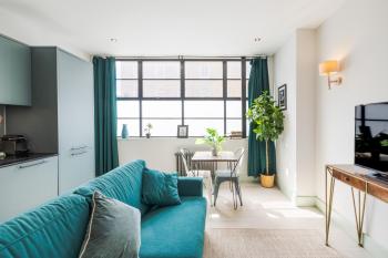 Cute 1-Bedroom Ground Apartment in Stoke Newington, Londýn (fotografie 2)