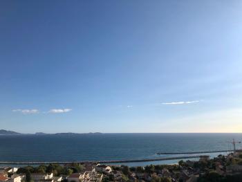 Superbe terrasse avec vue panoramique sur la mer, Marsella (foto 2)