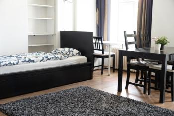 Apartment with 3 beds in the Old Town, Bratislava (photo 5)