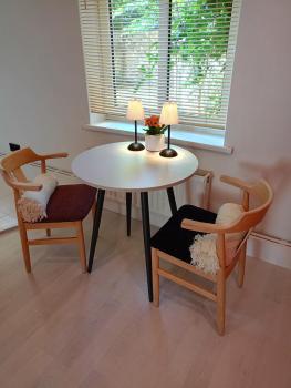 Stylish Riga Center Stay - Free Parking - Walk to Old Town, Riga (foto 4)