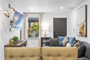 Bright & Cozy 2BR Near Downtown NRG & Fast Wi-Fi, Houston (Foto 2)