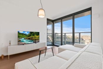 Eurovea Tower Apt 1 Danube View, Bratislava (photo 2)