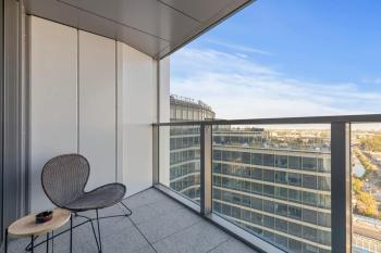 Eurovea Tower Apt 1 Danube View, Bratislava (photo 4)