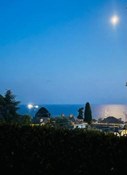 Nervi residenziale a due passi dal mare, Janov (fotografie 5)